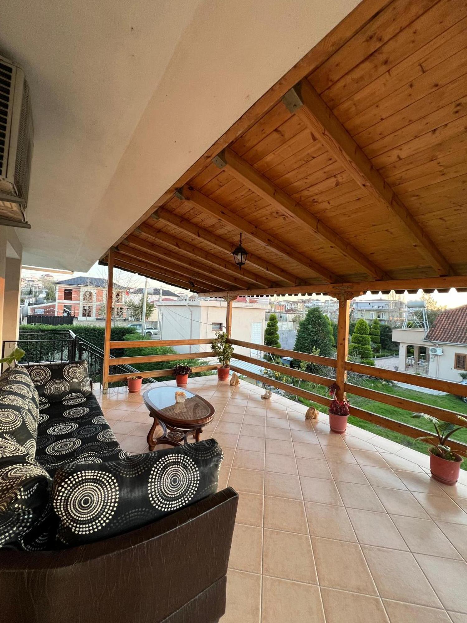 Villa Cerpja Kamez Exterior foto